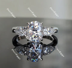 Oval three stones moissanite engagement ring| Doveggs