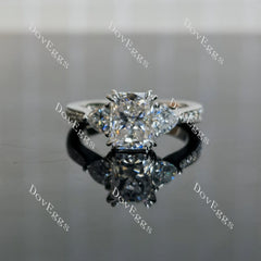 Doveggs three-stone engagement ring semi-mount only(Exclusively to DovEggs Stones)
