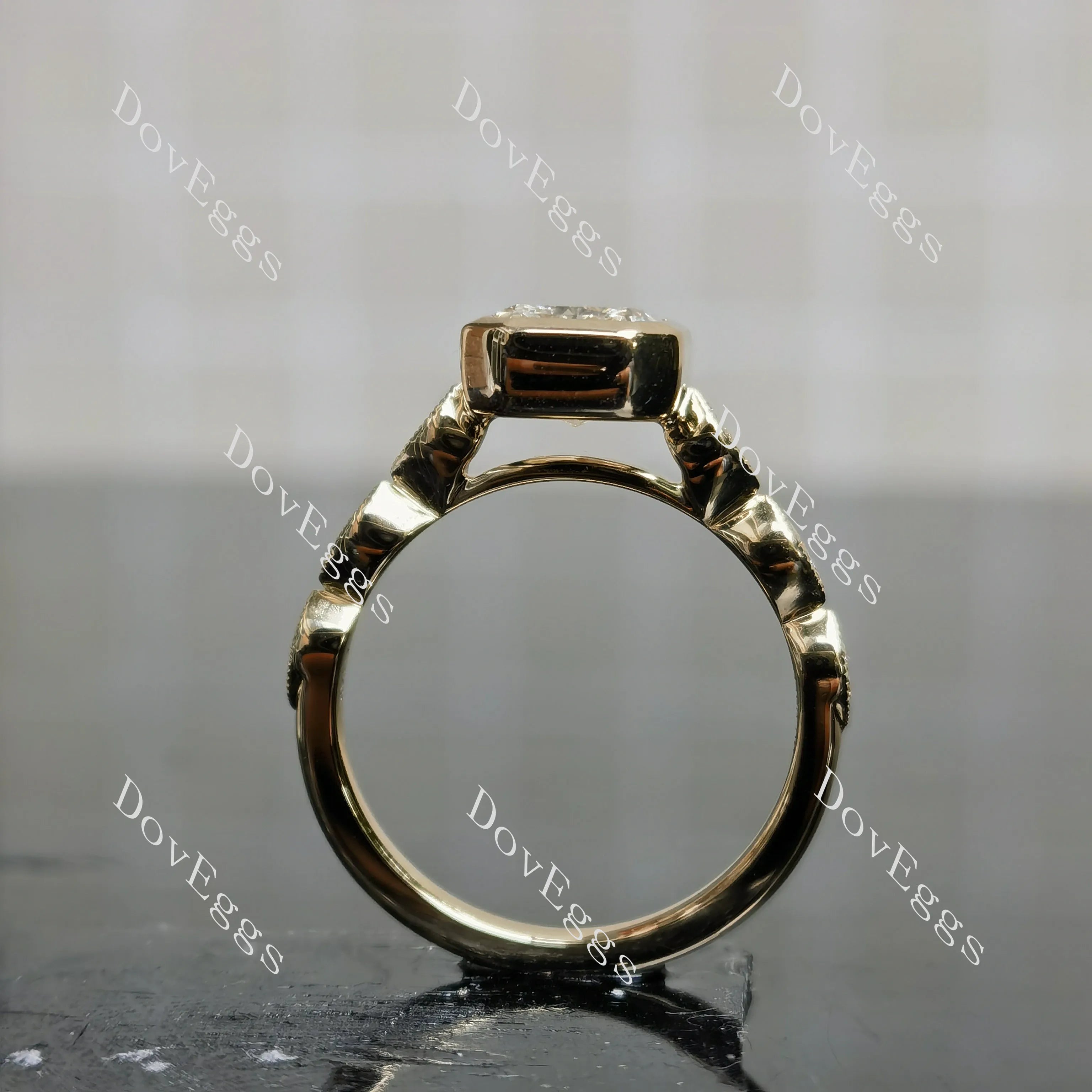 Doveggs Radiant Bezel Lab Grown Diamond Engagement Ring