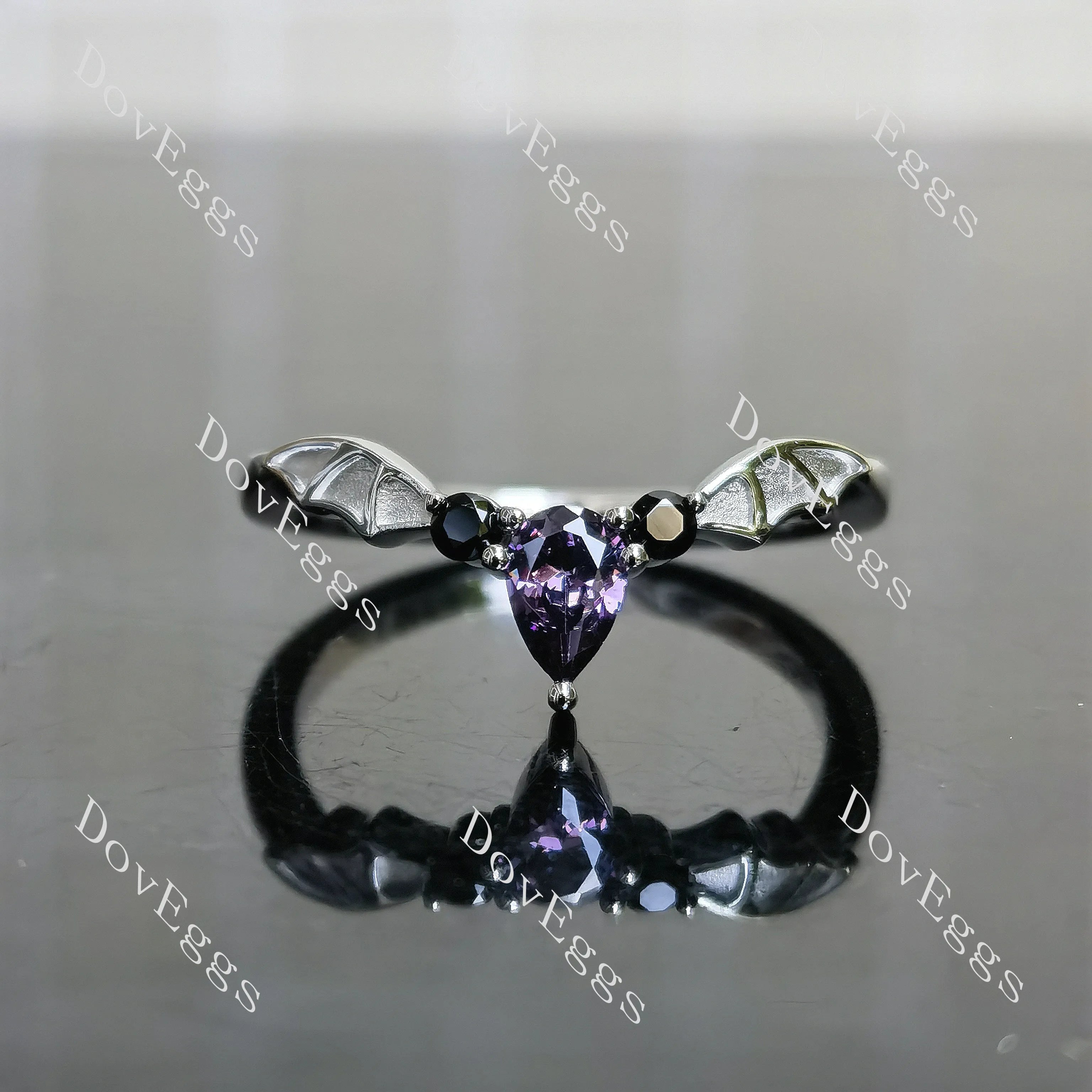 OZZY prince of darkness-Pear Vampire Gothic Bat Wings colored gem wedding band-2.0mm band width| Doveggs