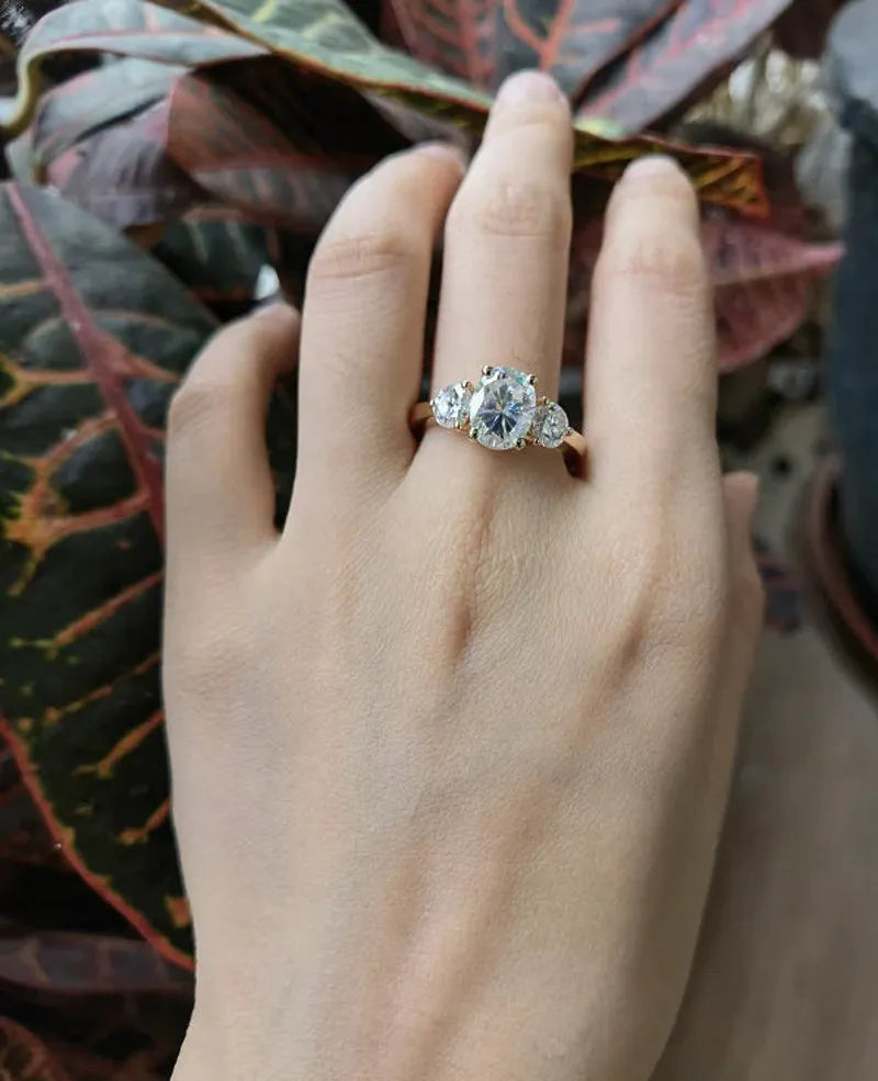 Doveggs three-stone engagement ring only semi-mount only(Exclusively to DovEggs Stones)