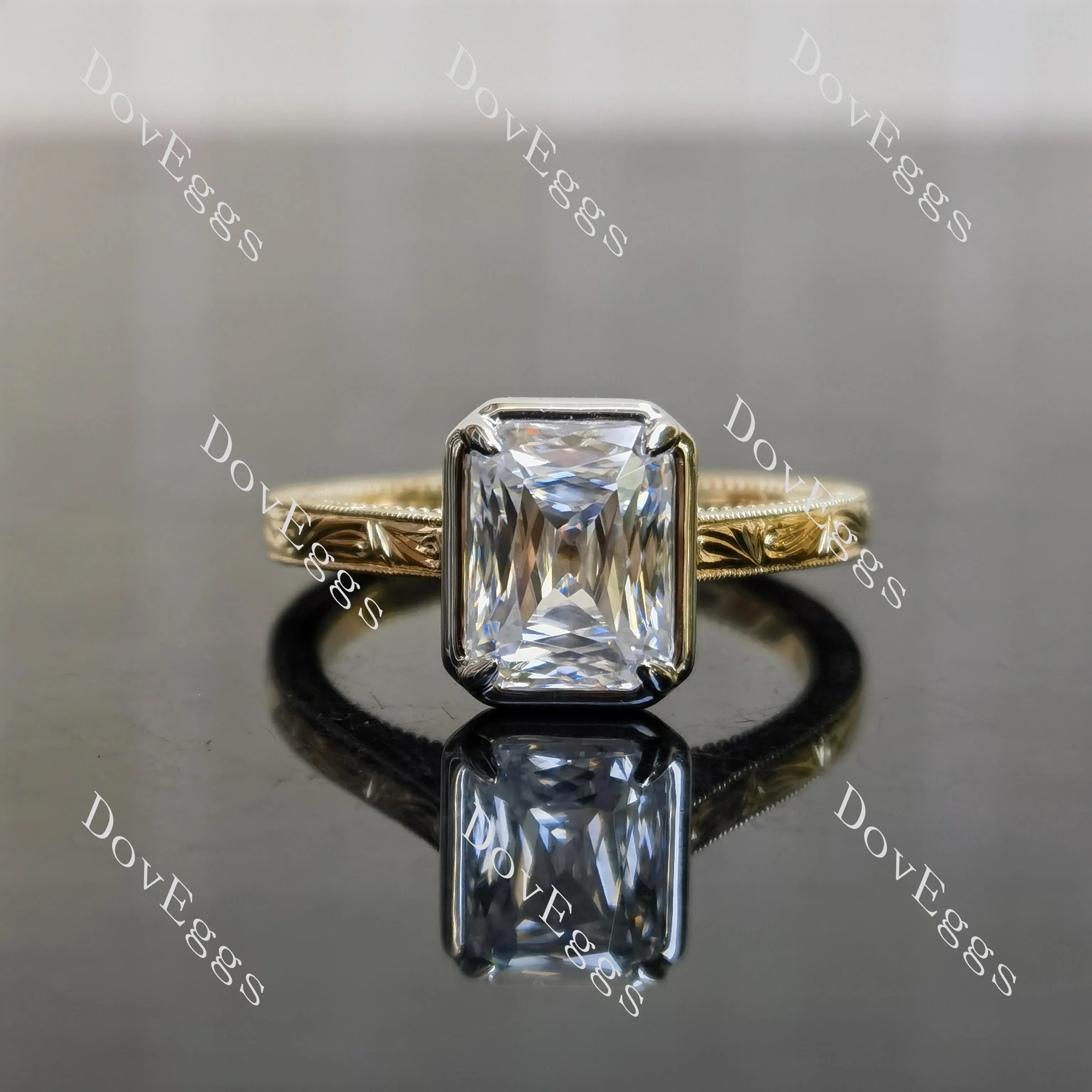 Cirss cut carving bezel moissnaite engagement ring| Doveggs
