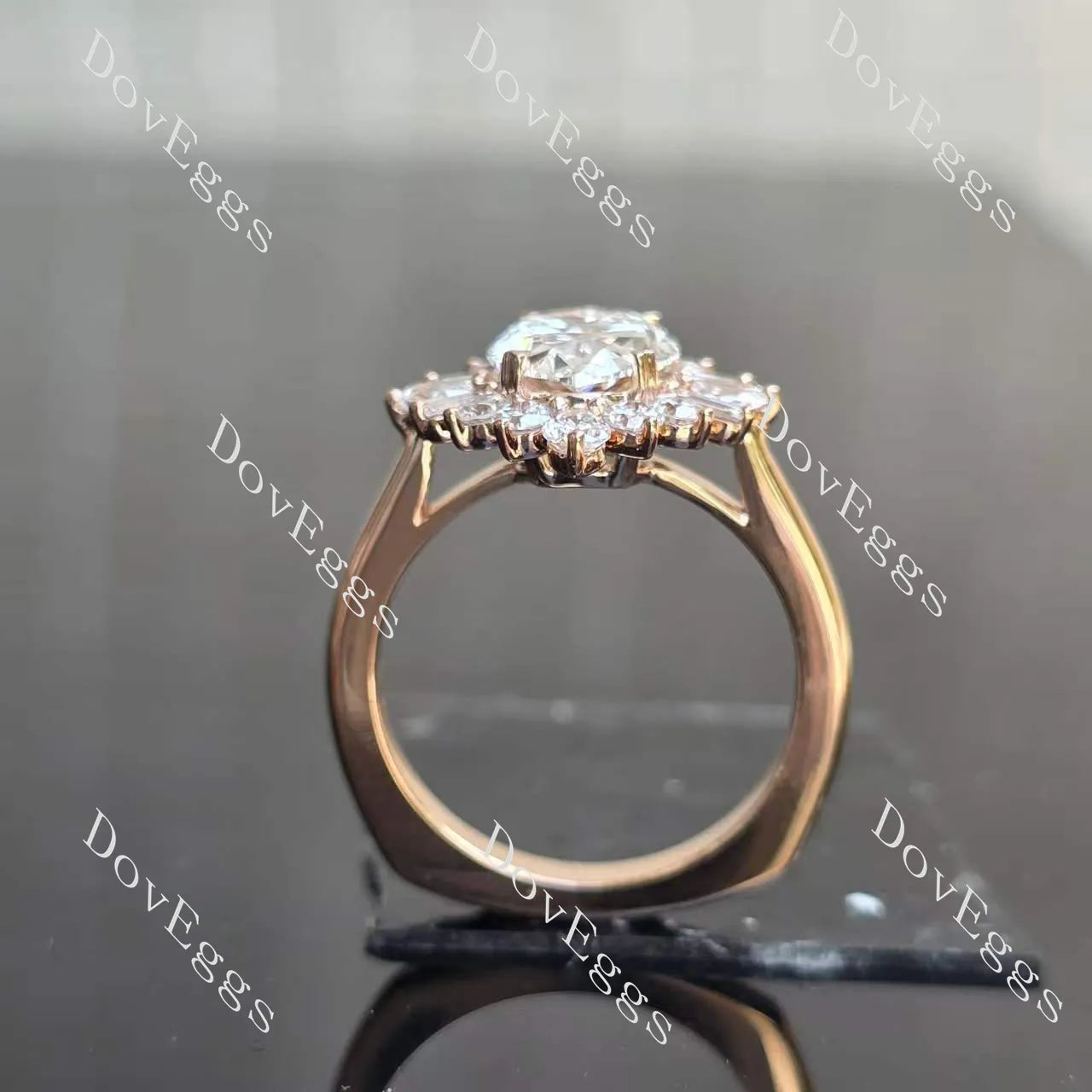 Oval floral vintage halo moissanite engagement ring| DovEggs