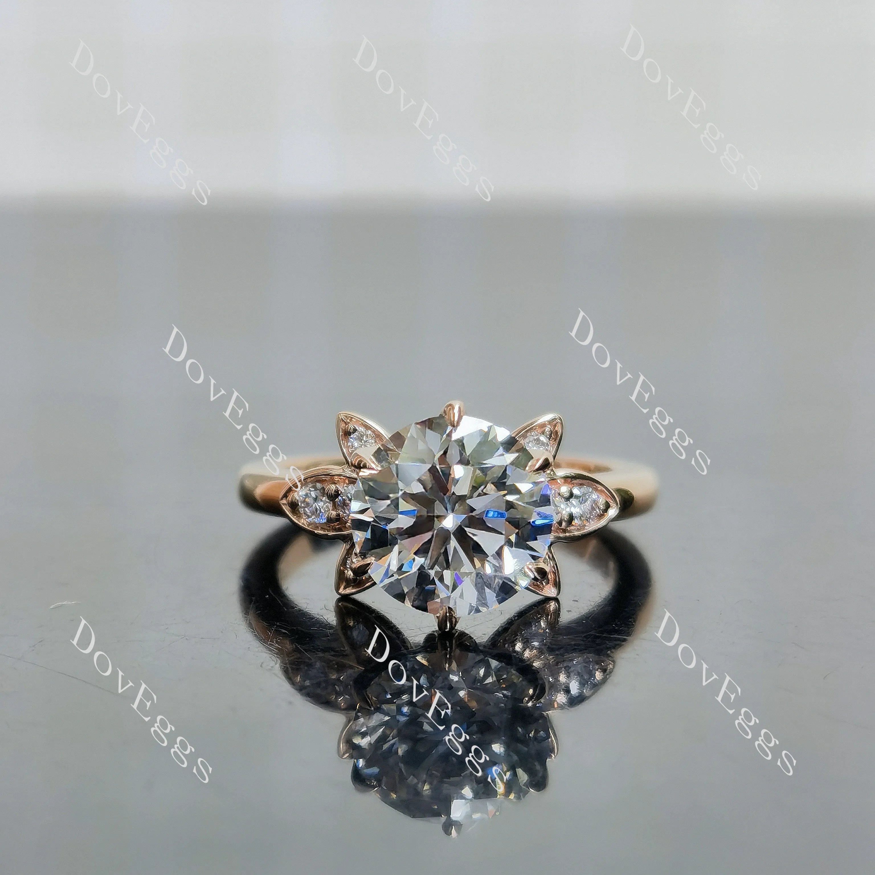 Doveggs Round Floral Lab Grown Diamond Engagement Ring