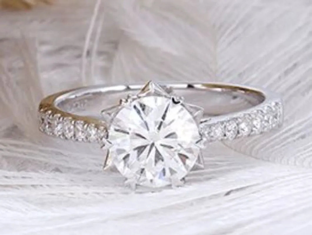 doveggs round 1 carat 18k white gold EF color moissanite engagement ring