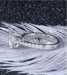 doveggs round 1 carat 18k white gold EF color moissanite engagement ring